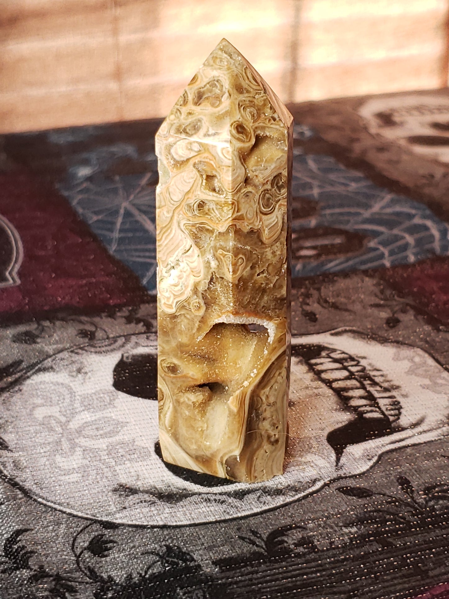Amber Calcite Tower